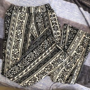 Black and White Palazzo Pants Size Medium